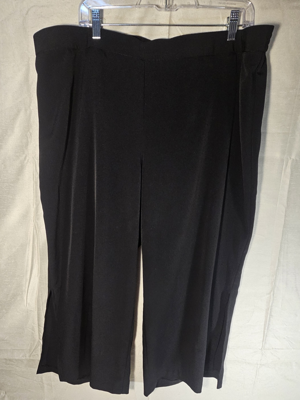 Roz & Ali Women's Black Wide-Leg Capri Split Pants Size 2x